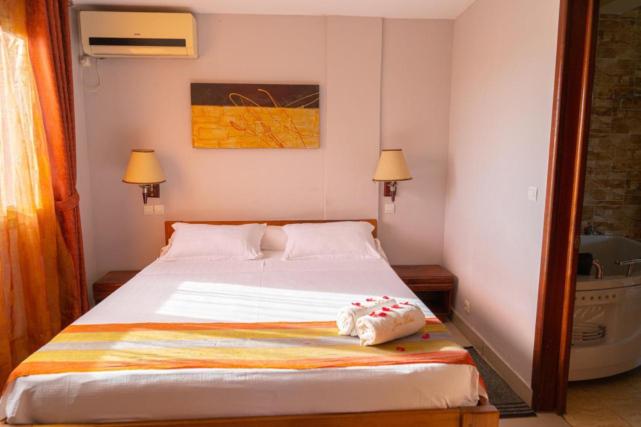 Java Hotel Toamasina Exteriér fotografie